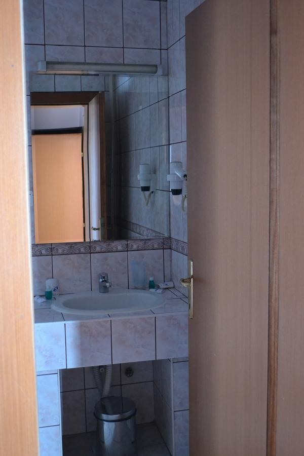 Hotel Mimoza Куманово Екстер'єр фото