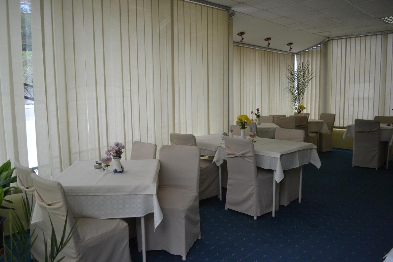 Hotel Mimoza Куманово Екстер'єр фото
